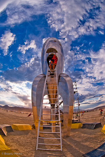 Burning Man - Enter the ship